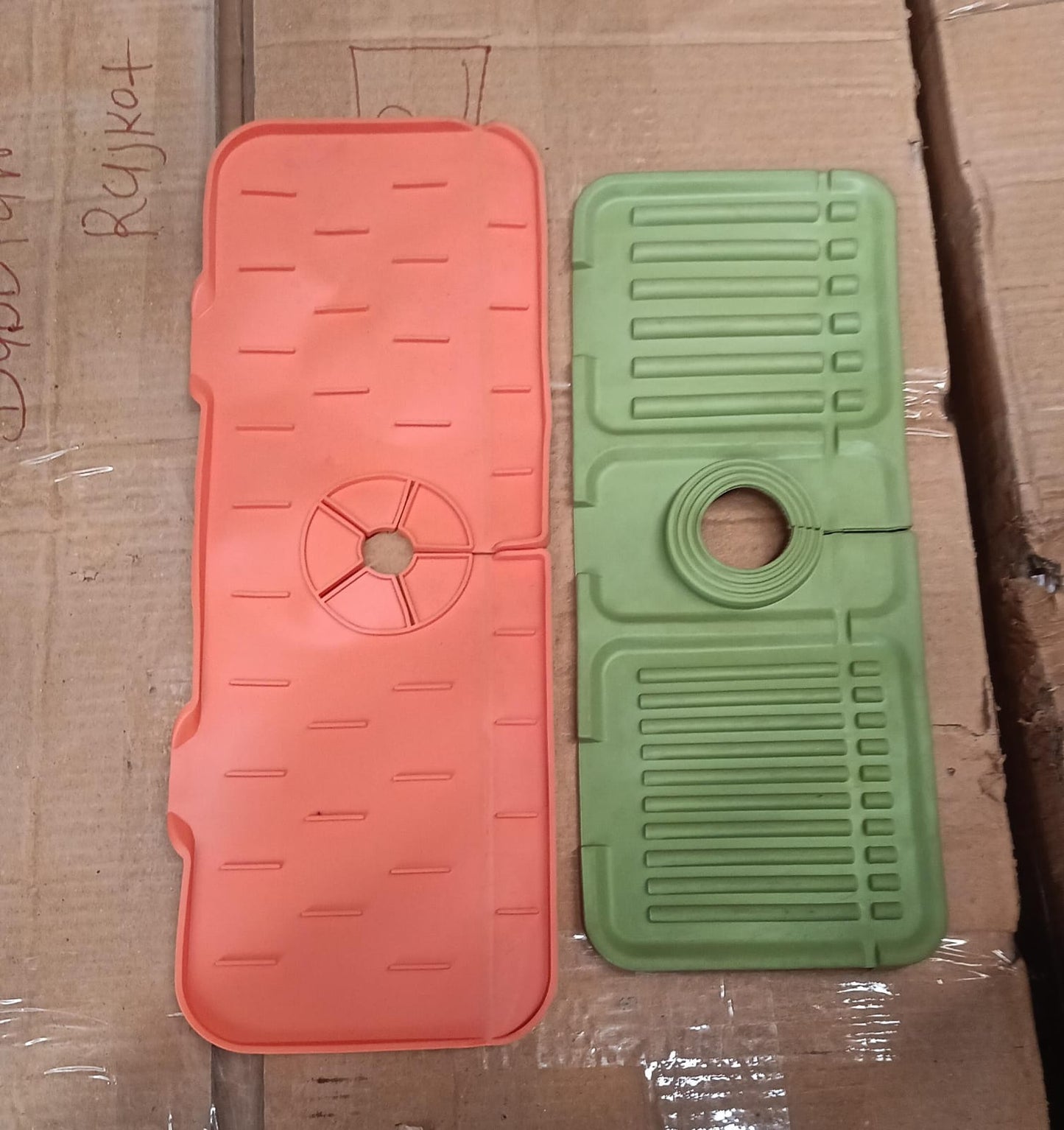 Silicone Faucet Splash Guard Pad for Kitchen & Bathroom Sink (1 Pc / Mix Design & Size)